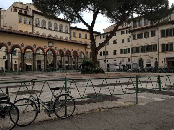 negozio in affitto a Firenze in zona Centro Santa Croce