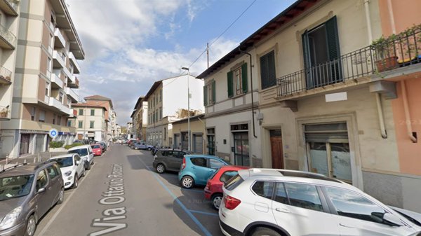 negozio in affitto a Firenze