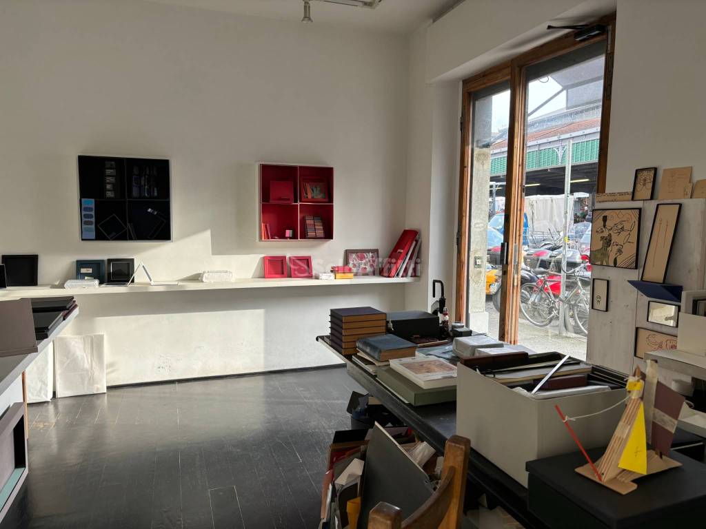 negozio in affitto a Firenze
