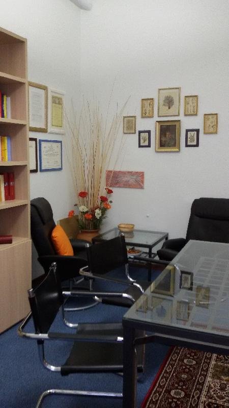 negozio in affitto a Firenze in zona Careggi