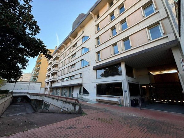 intera palazzina in affitto a Firenze