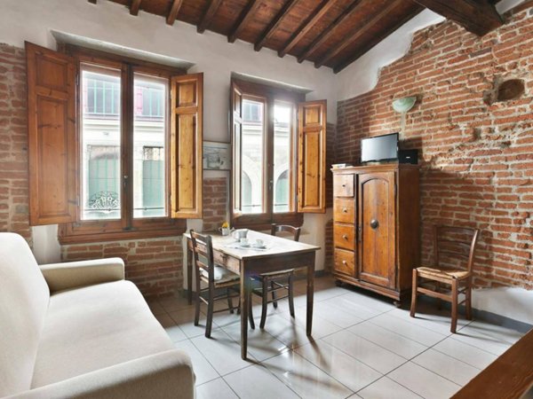appartamento in affitto a Firenze in zona Centro San Lorenzo