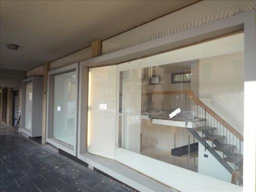 locale commerciale in affitto a Firenze
