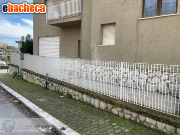 locale commerciale in affitto a Firenze