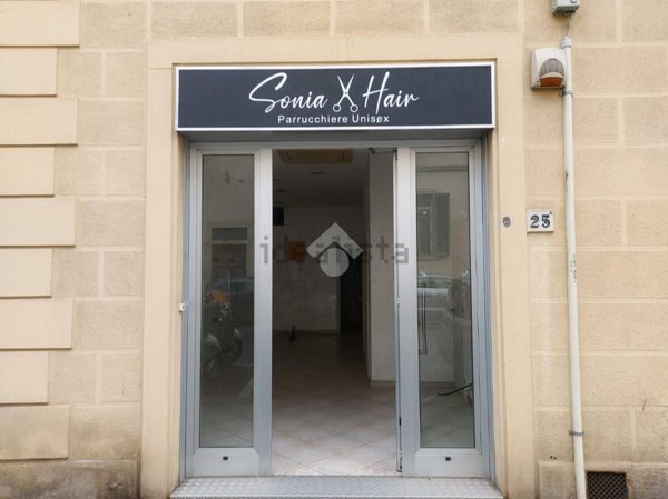 locale di sgombero in affitto a Firenze