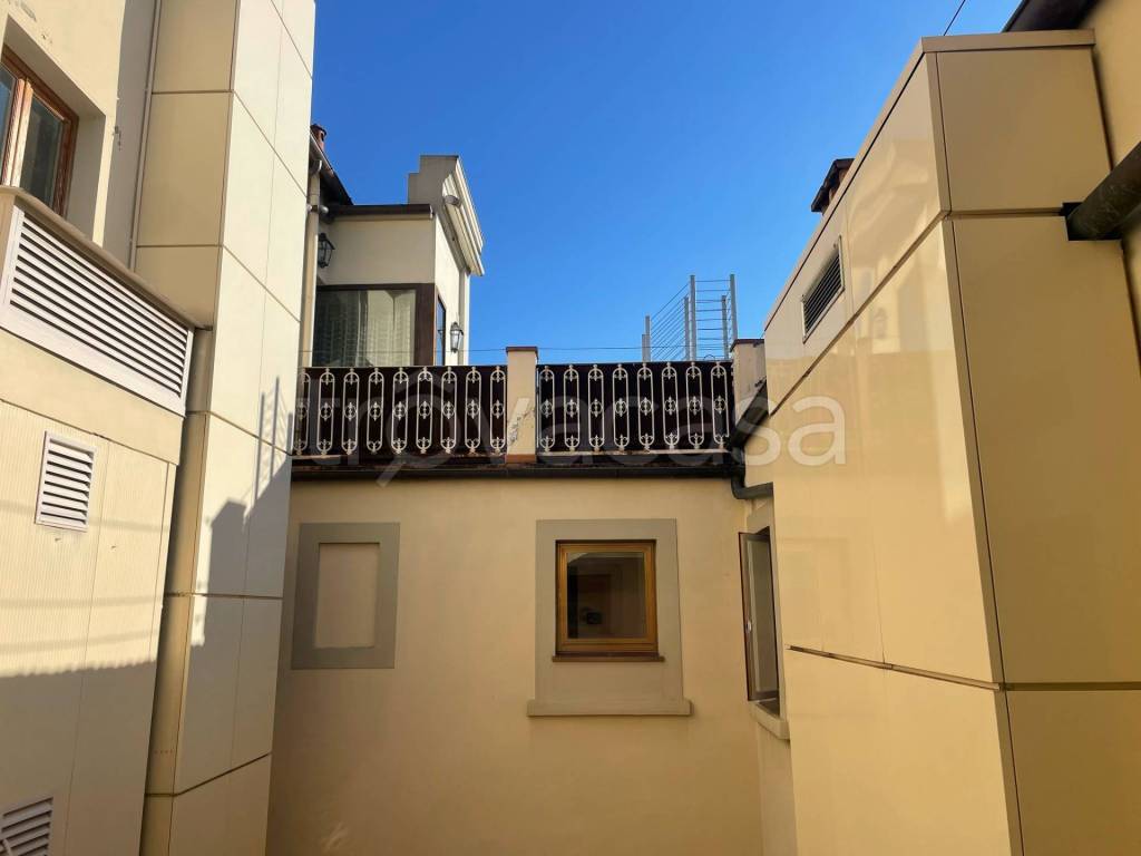 ufficio in affitto a Firenze