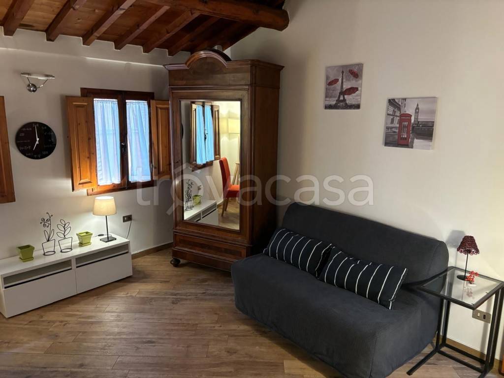 monolocale in affitto a Firenze in zona Centro San Frediano