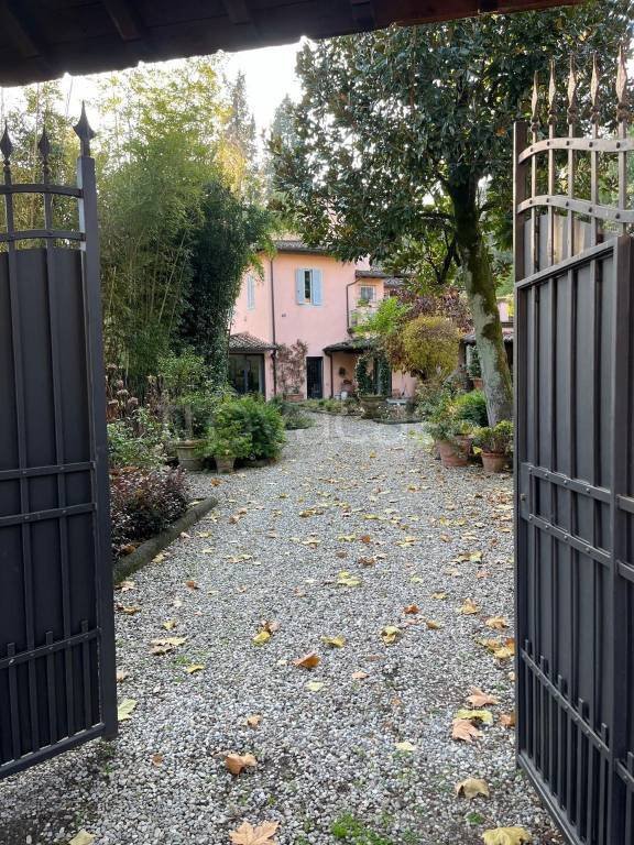 casa indipendente in affitto a Firenze in zona Porta Romana