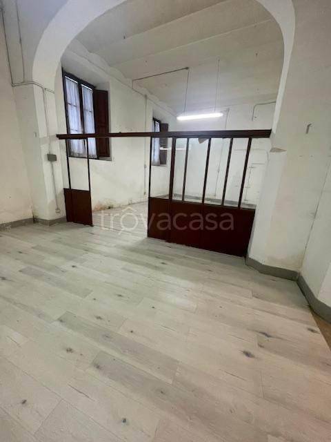 locale commerciale in affitto a Firenze