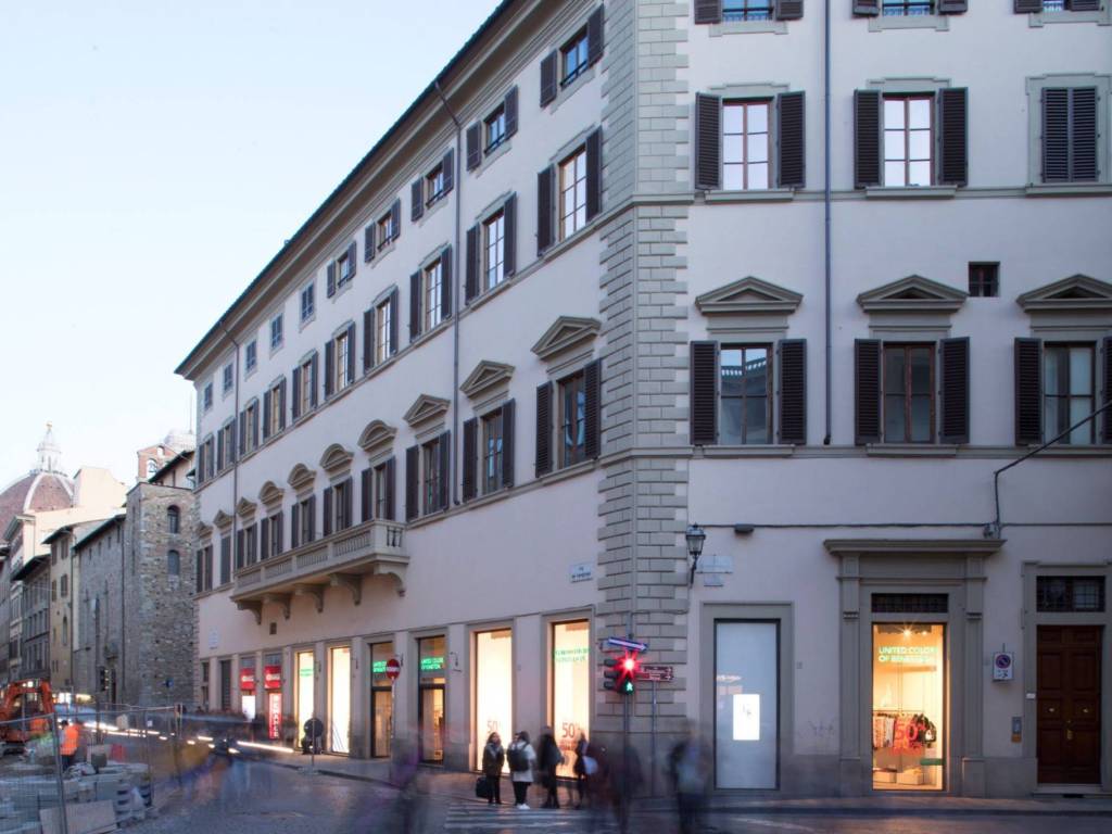 intera palazzina in affitto a Firenze in zona Centro Duomo