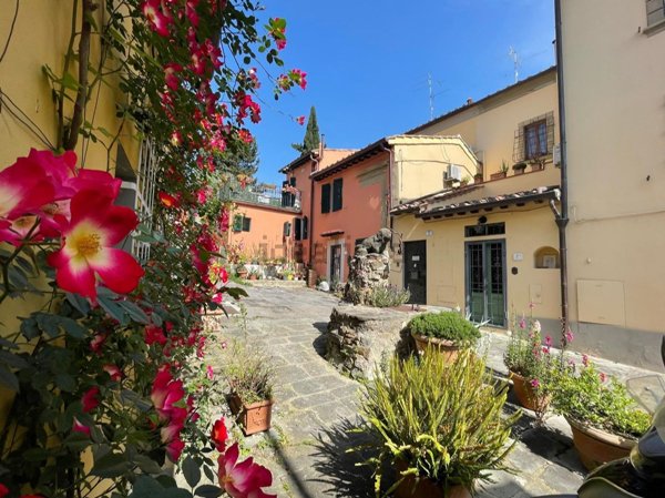 appartamento in affitto a Firenze in zona Settignano