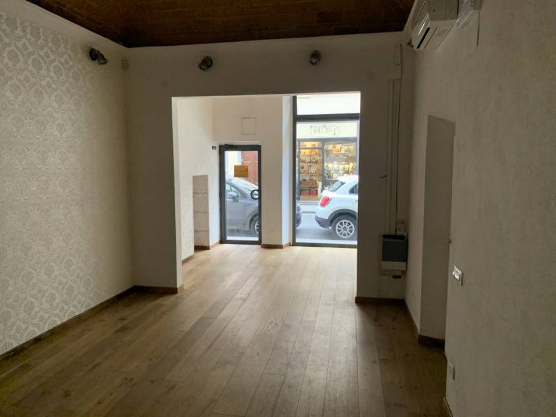 negozio in affitto a Firenze