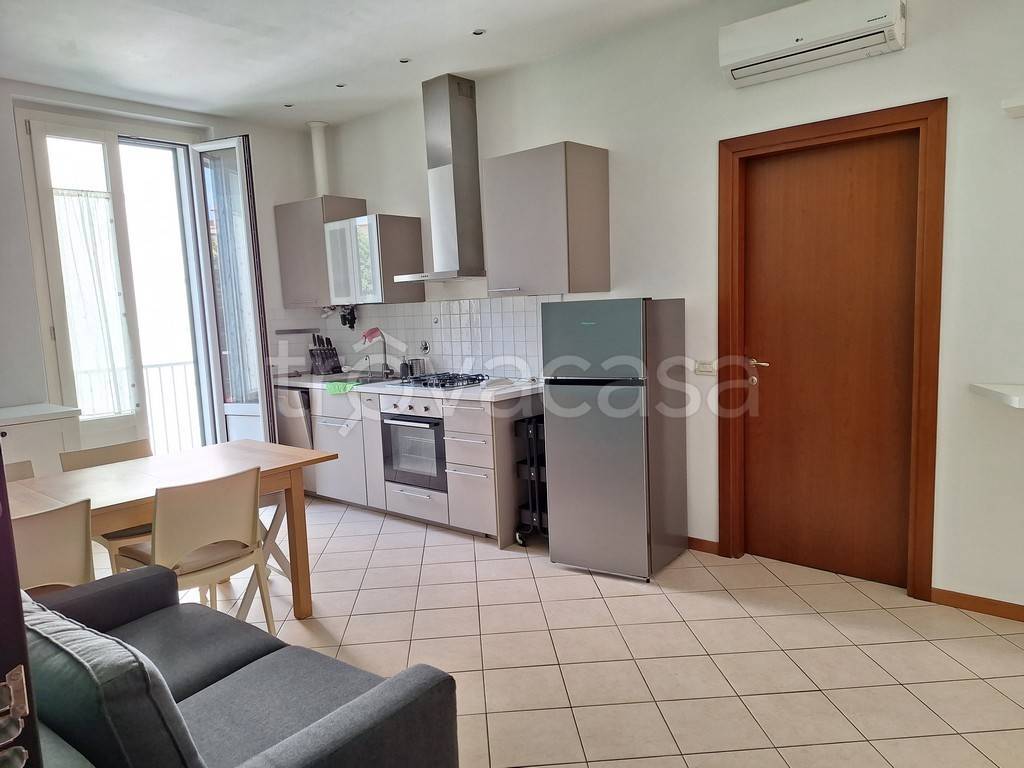 appartamento in affitto a Firenze in zona Isolotto