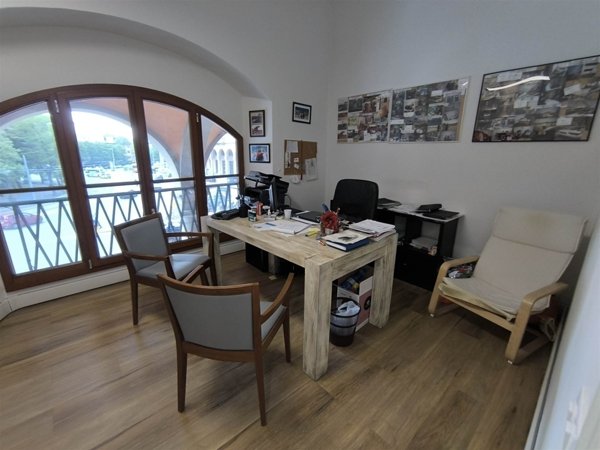ufficio in affitto a Firenze in zona Le Cure
