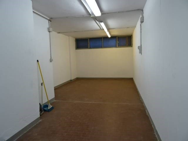 locale di sgombero in affitto a Firenze in zona Legnaia