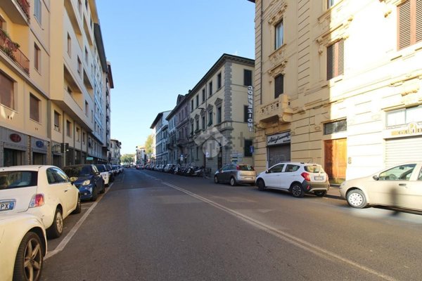 appartamento in affitto a Firenze in zona Campo di Marte