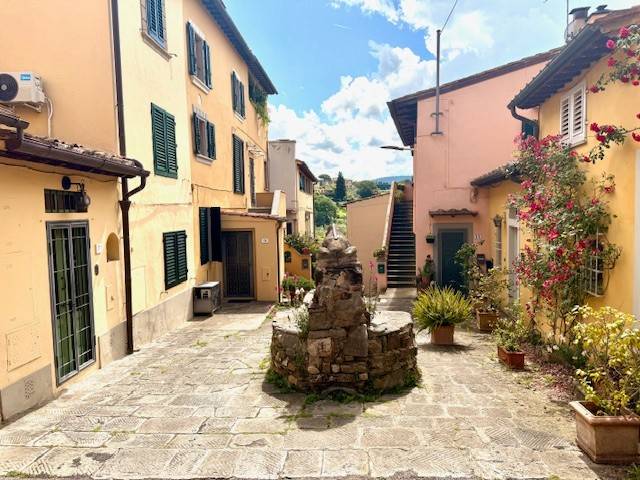 appartamento in affitto a Firenze in zona Settignano