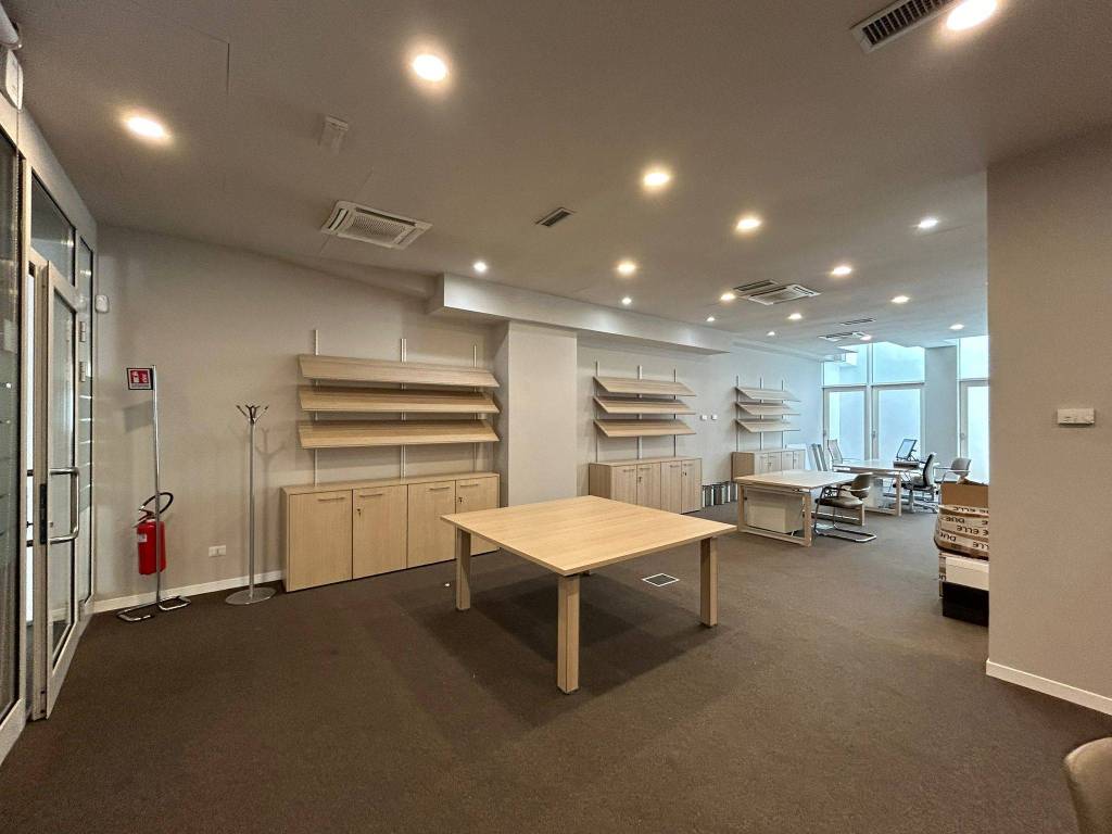 ufficio in affitto a Firenze in zona Campo di Marte