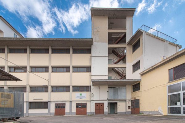 intera palazzina in affitto a Firenze in zona Statuto