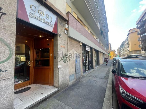 locale commerciale in affitto a Firenze in zona Bellariva