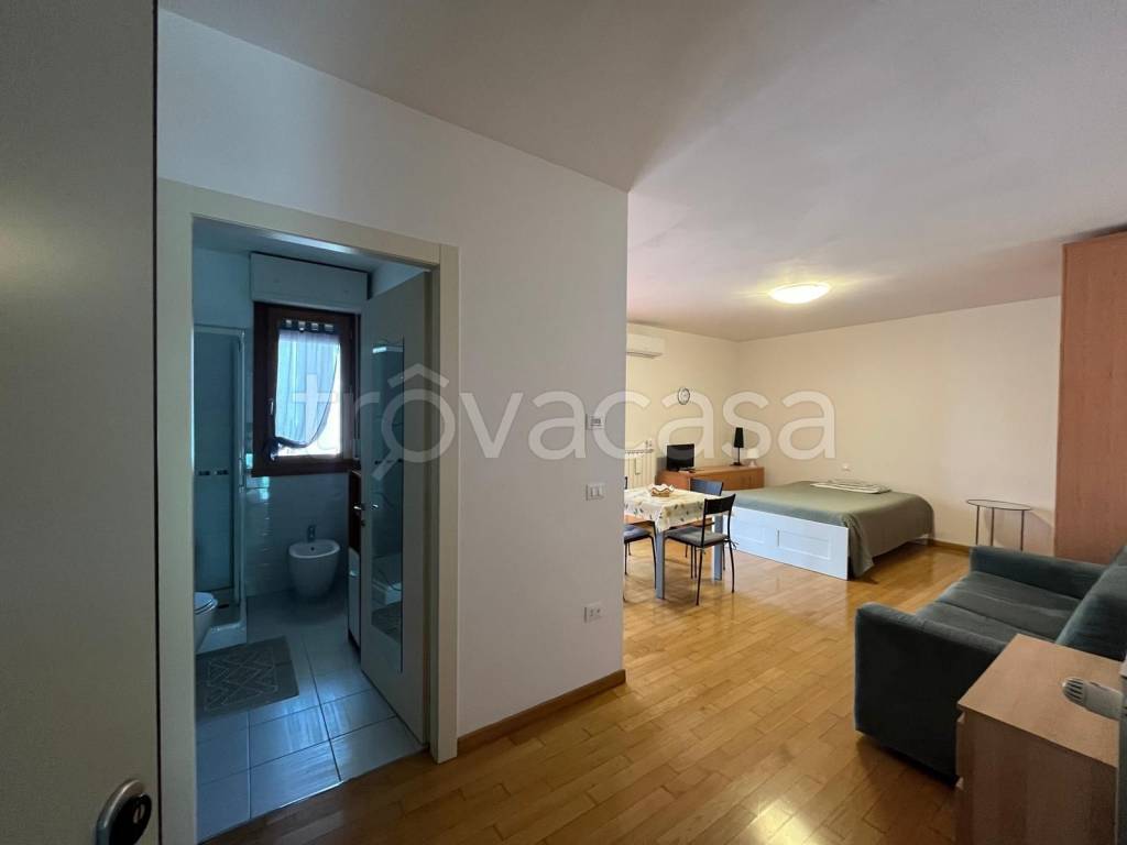 appartamento in affitto a Firenze in zona Careggi