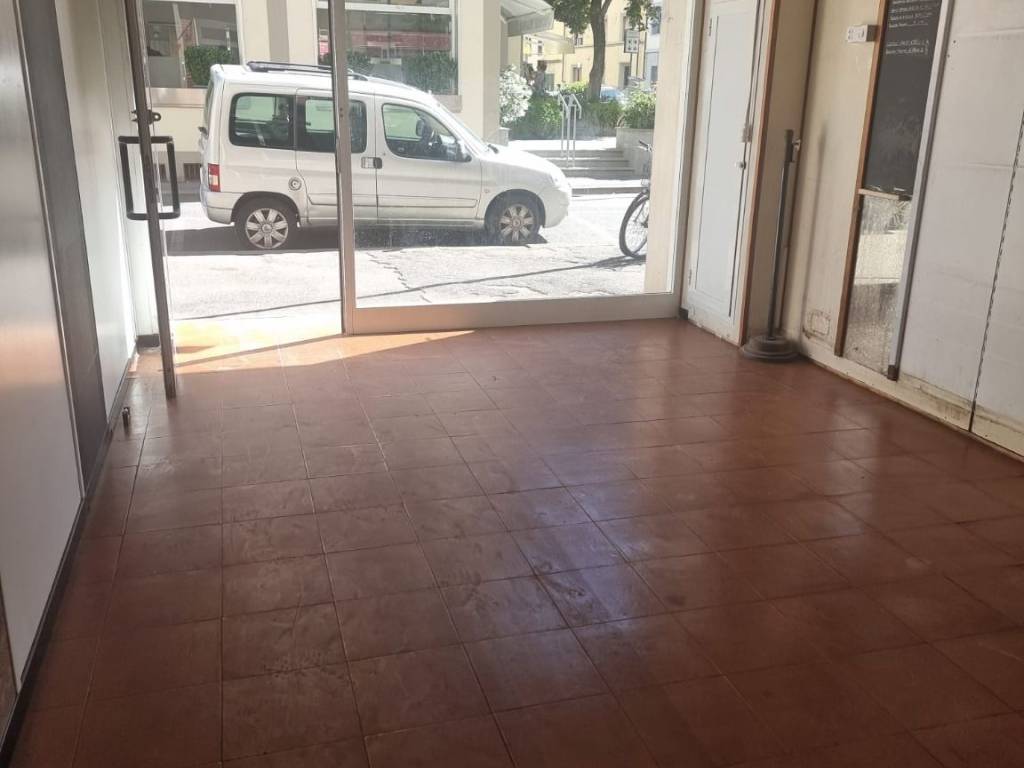 trivano in affitto a Firenze in zona Soffiano