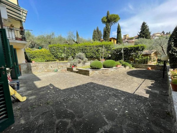 appartamento in affitto a Firenze in zona Settignano