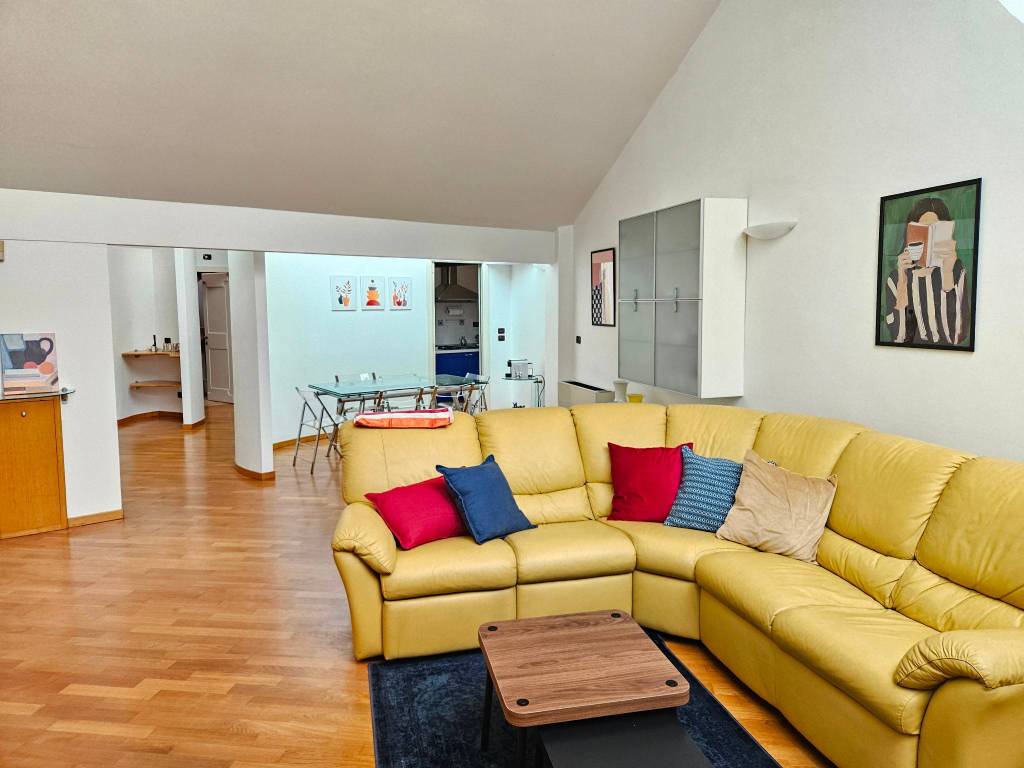 appartamento in affitto a Firenze in zona Campo di Marte