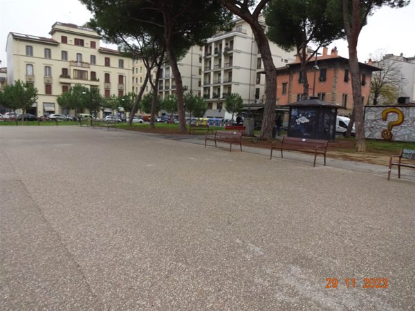 negozio in affitto a Firenze