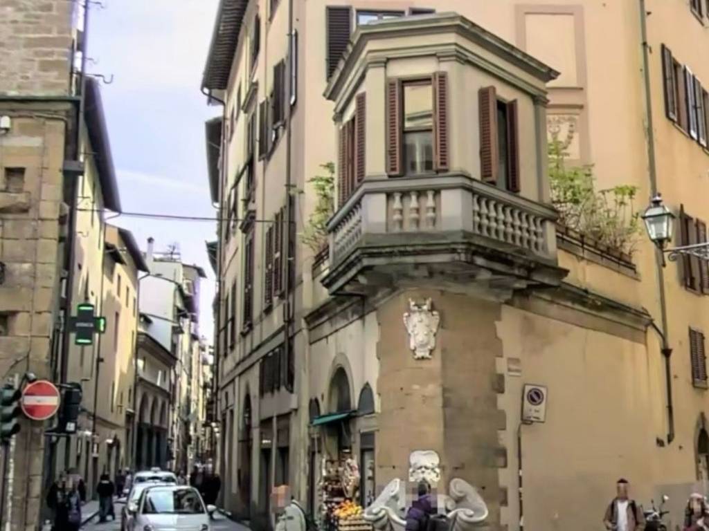 negozio in affitto a Firenze in zona Centro San Frediano