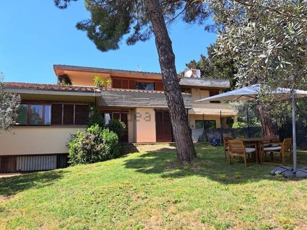 casa indipendente in affitto a Firenze in zona La Lastra