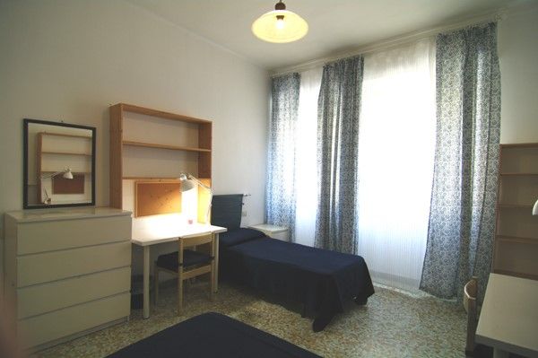 camera singola in affitto a Firenze in zona Le Cure