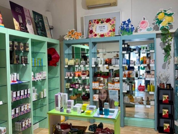 negozio in affitto a Firenze in zona Porta Romana