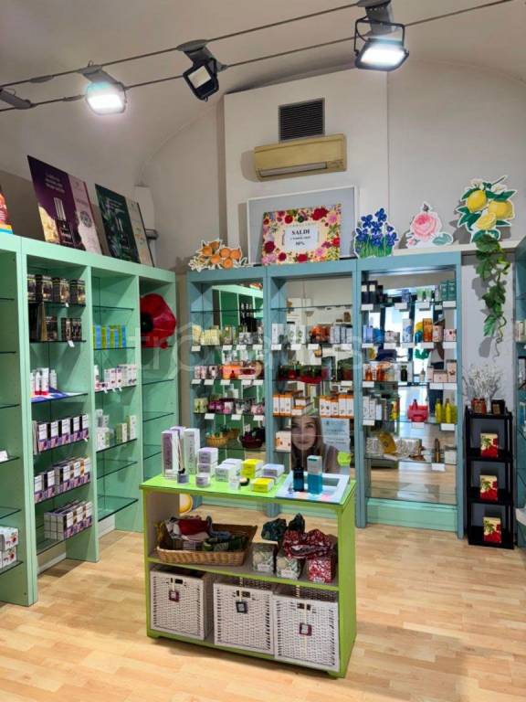negozio in affitto a Firenze in zona Porta Romana