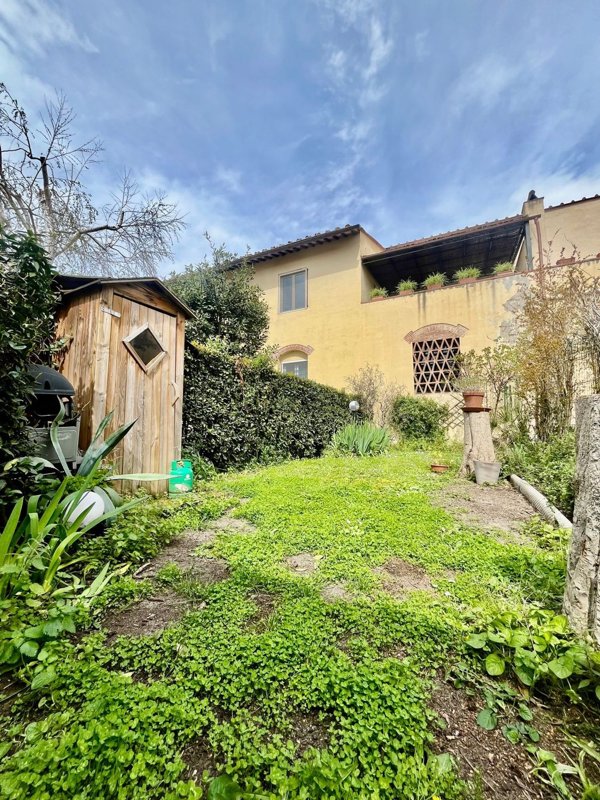 appartamento in affitto a Firenze in zona Varlungo