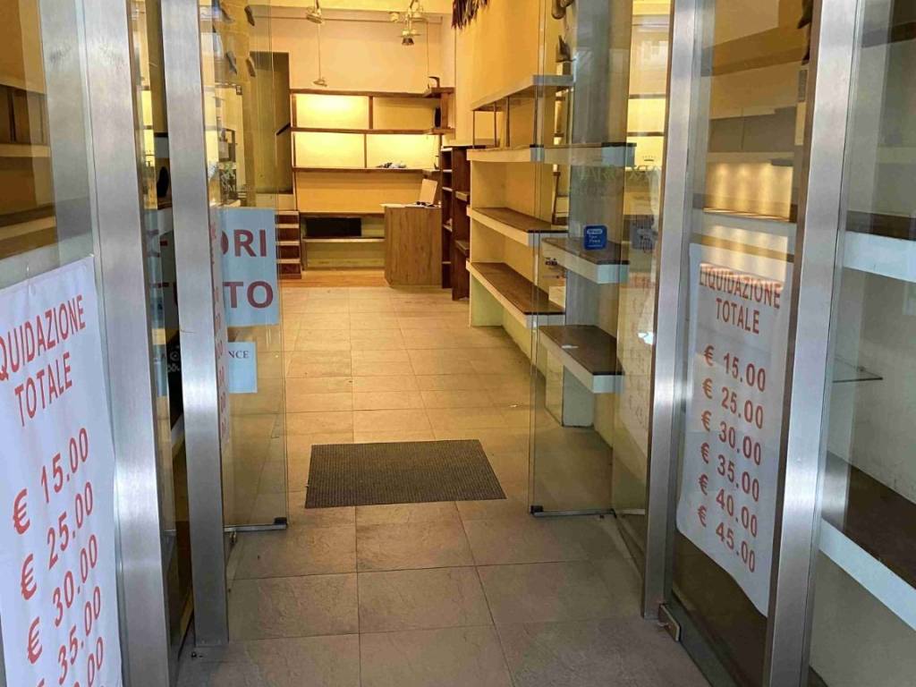 negozio in affitto a Firenze in zona Centro Duomo