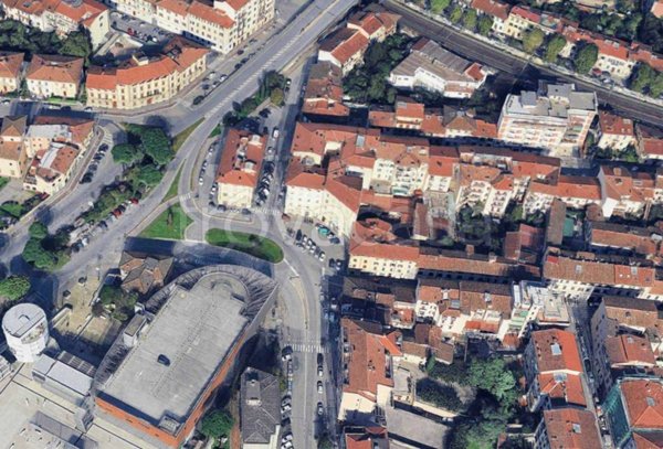 negozio in affitto a Firenze in zona Bellariva