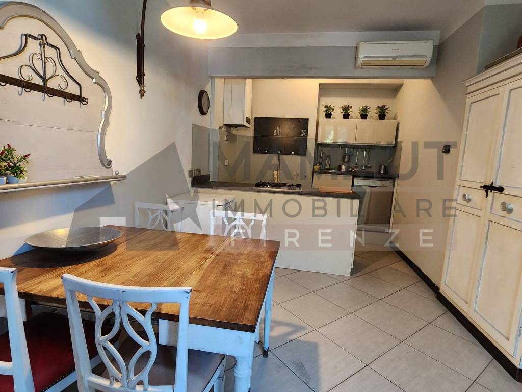 appartamento in affitto a Firenze in zona Galluzzo