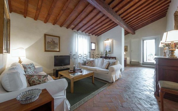 appartamento in affitto a Firenze in zona Centro Santa Maria Novella