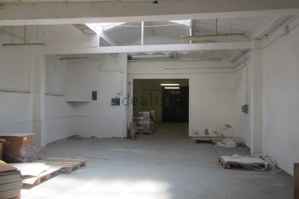 locale di sgombero in affitto a Firenze in zona Careggi