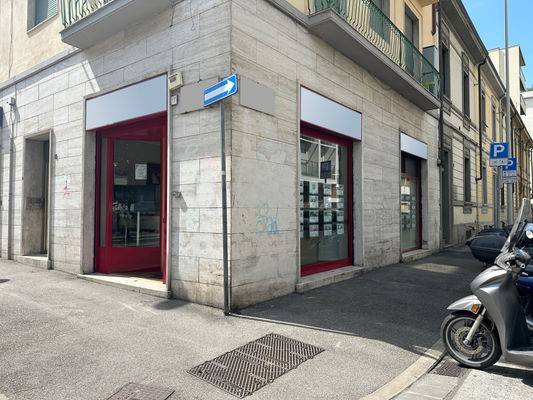 negozio in affitto a Firenze