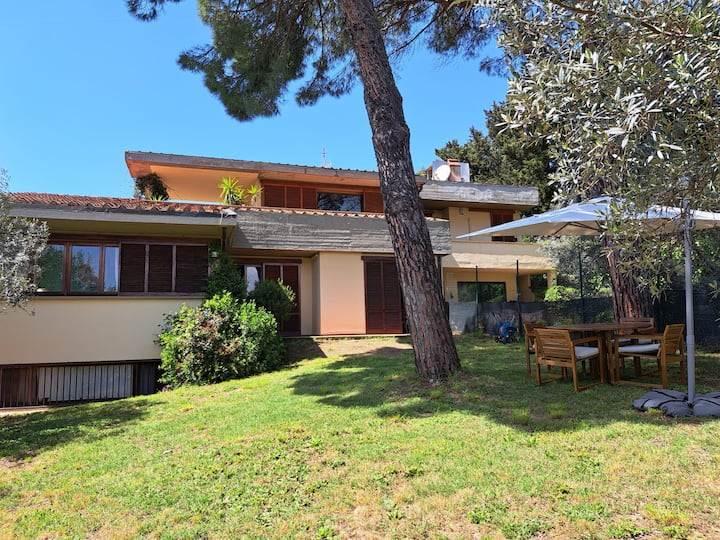 casa indipendente in affitto a Firenze in zona La Lastra