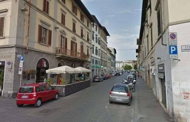 negozio in affitto a Firenze in zona Campo di Marte