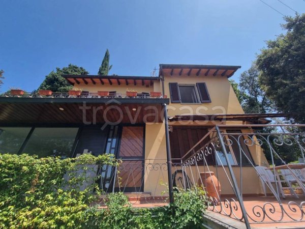 casa indipendente in affitto a Firenze