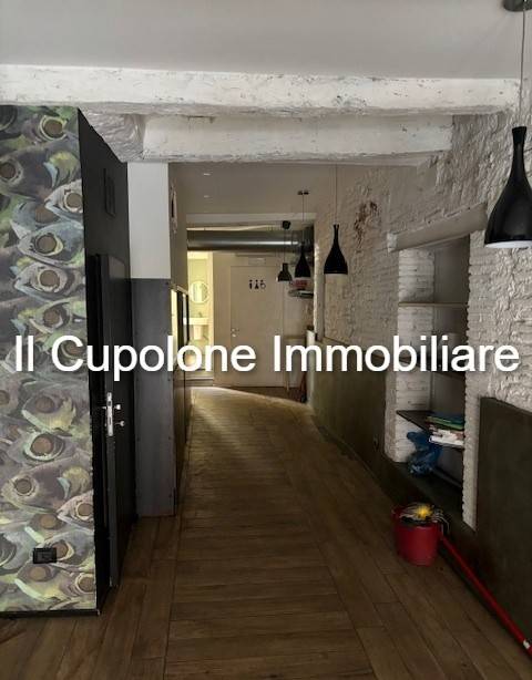 negozio in affitto a Firenze in zona Centro San Frediano