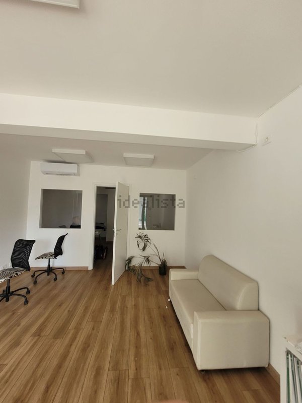 ufficio in affitto a Firenze in zona Gavinana