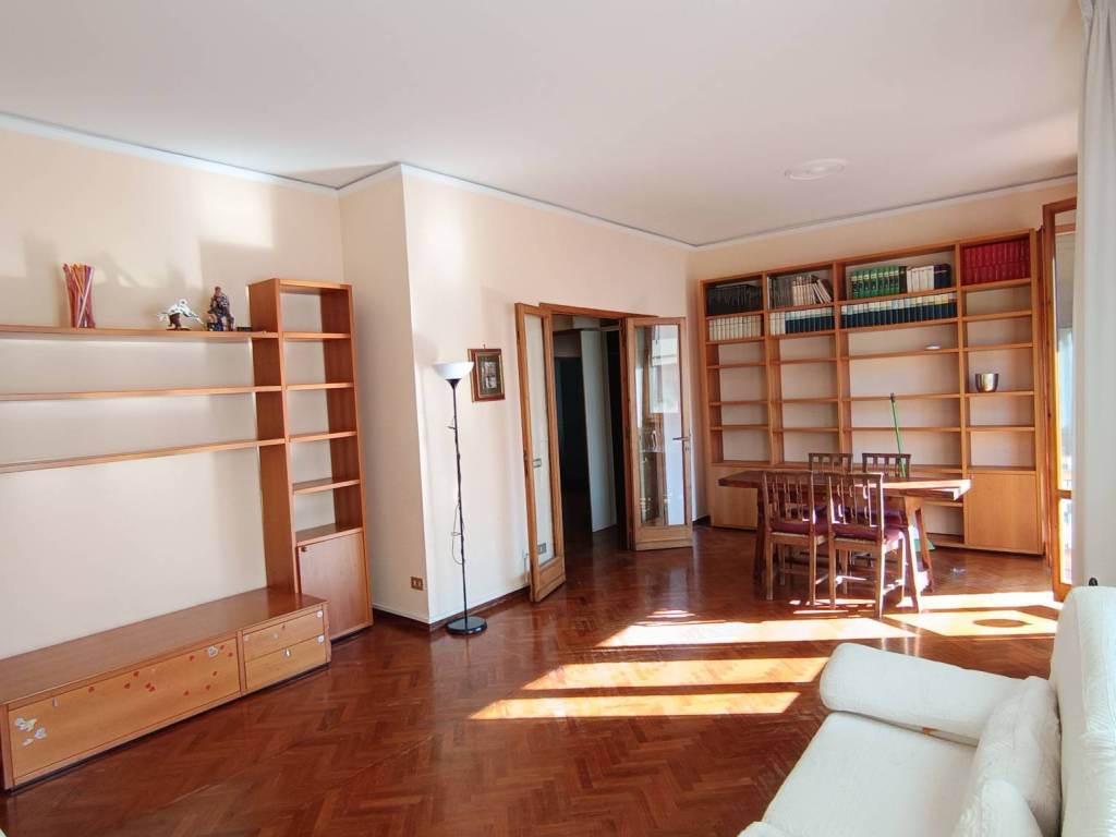 appartamento in affitto a Firenze in zona Coverciano