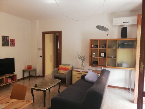 appartamento in affitto a Firenze in zona Isolotto