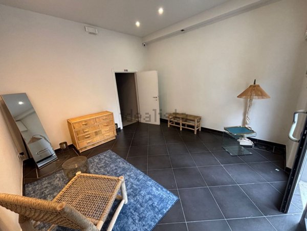 locale commerciale in affitto a Firenze in zona Bellariva