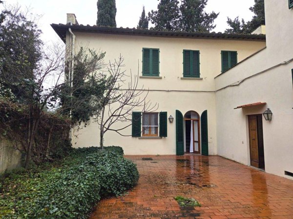 casa indipendente in affitto a Firenze in zona La Lastra
